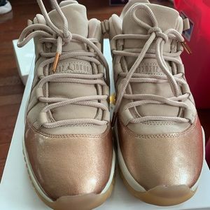 Women’s Air Jordan 11 Retro Low